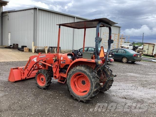 Kubota L2501DT Τρακτέρ μικρών διαστάσεων