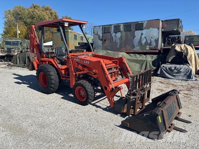 Kubota L35 Εκσκαφείς Φορτωτές τύπου JCB