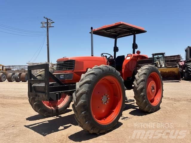 Kubota M9000 Τρακτέρ