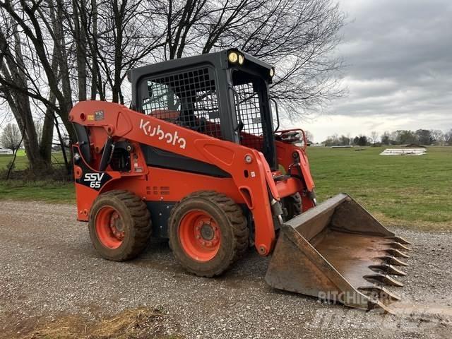 Kubota SSV65 Φορτωτάκια