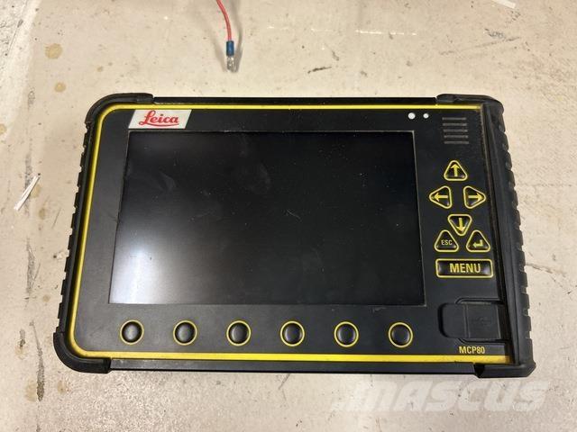 Leica MC1 Κατασκευές - Άλλα