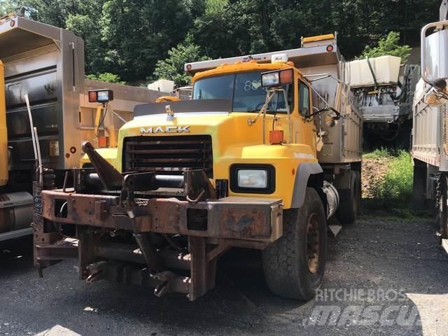 Mack 600 Εκχιονιστήρες και χιονοδιώχτες