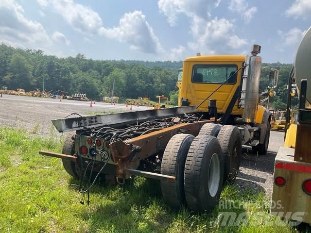 Mack 700 Εκχιονιστήρες και χιονοδιώχτες