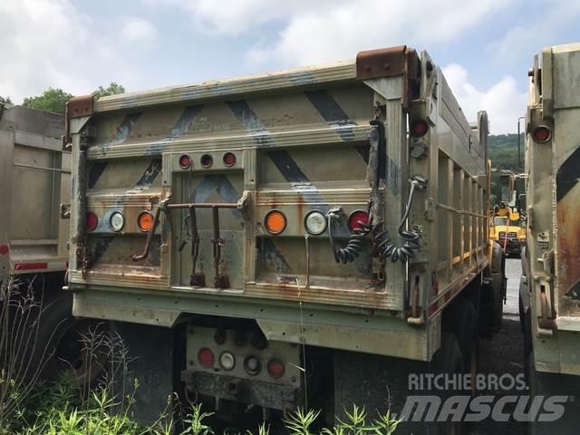 Mack 700 Εκχιονιστήρες και χιονοδιώχτες