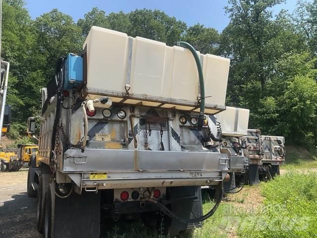 Mack 700 Εκχιονιστήρες και χιονοδιώχτες