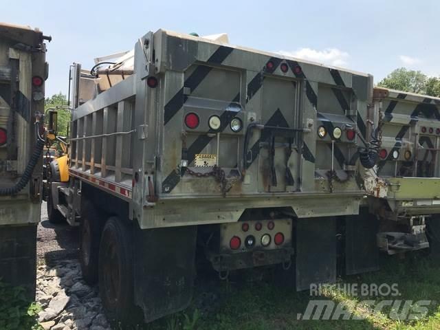 Mack 700 Εκχιονιστήρες και χιονοδιώχτες