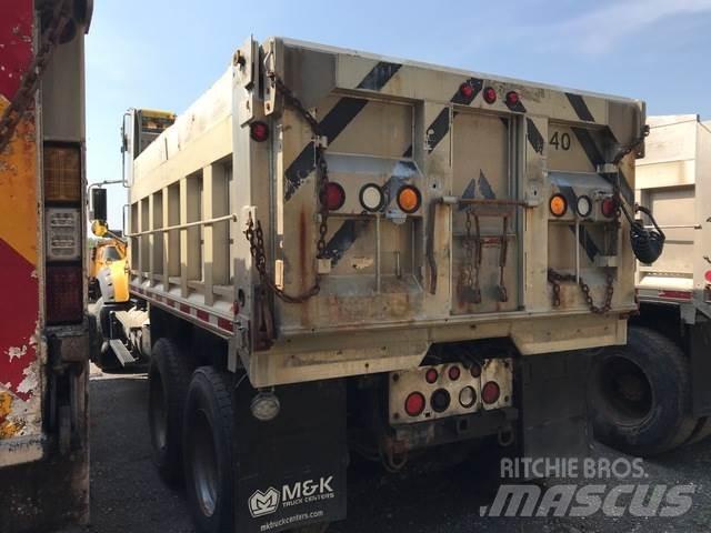 Mack 700 Εκχιονιστήρες και χιονοδιώχτες