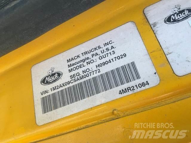Mack 700 Εκχιονιστήρες και χιονοδιώχτες