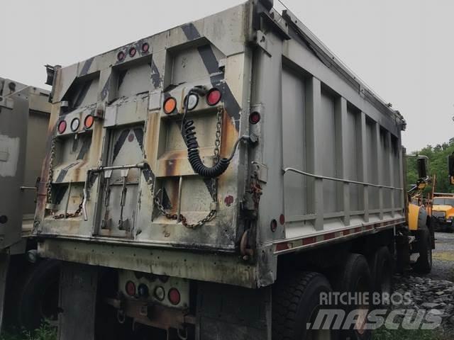 Mack 700 Εκχιονιστήρες και χιονοδιώχτες