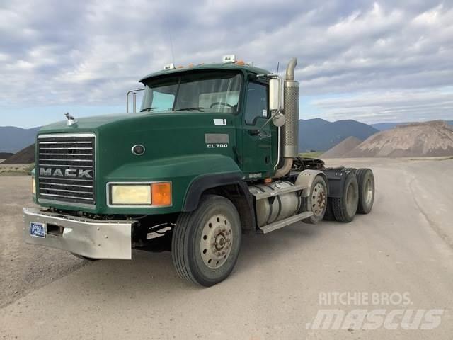 Mack CL733 Τράκτορες