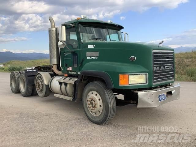 Mack CL733 Τράκτορες