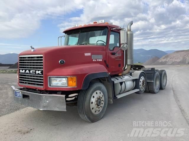 Mack CL733 Τράκτορες