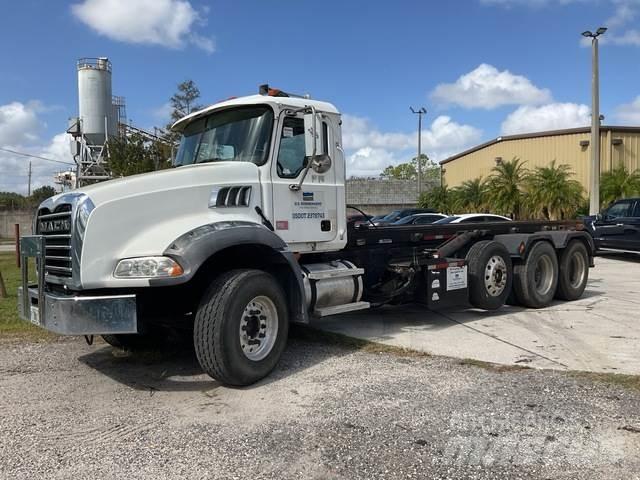 Mack CT713 Φορτηγά φόρτωσης κάδων