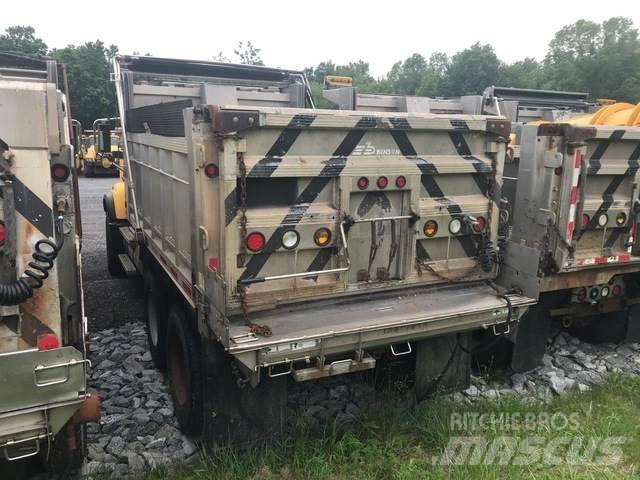 Mack CV700 Εκχιονιστήρες και χιονοδιώχτες