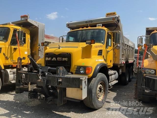 Mack CV700 Εκχιονιστήρες και χιονοδιώχτες