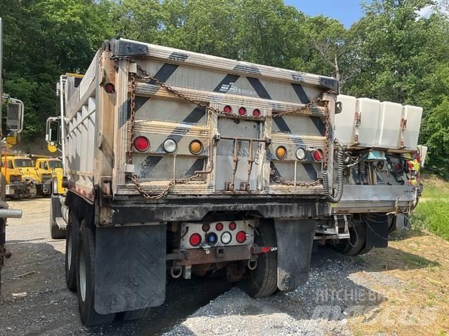 Mack CV700 Εκχιονιστήρες και χιονοδιώχτες