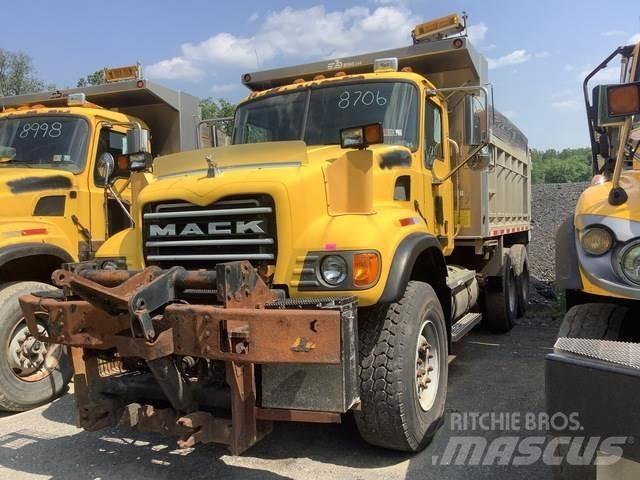 Mack CV700 Εκχιονιστήρες και χιονοδιώχτες