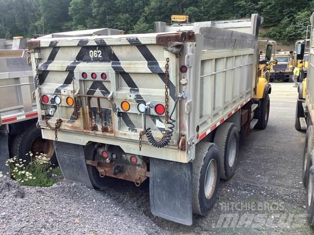 Mack CV700 Εκχιονιστήρες και χιονοδιώχτες