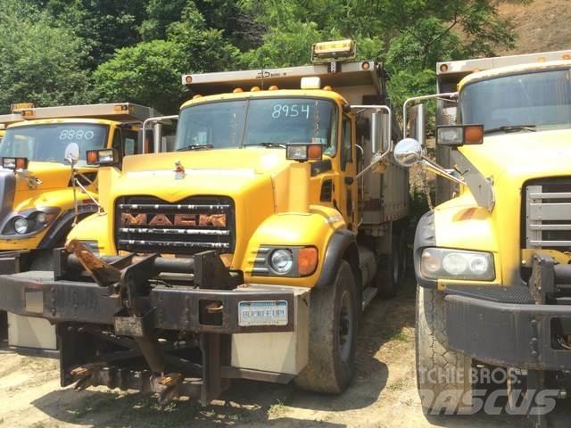 Mack CV700 Εκχιονιστήρες και χιονοδιώχτες
