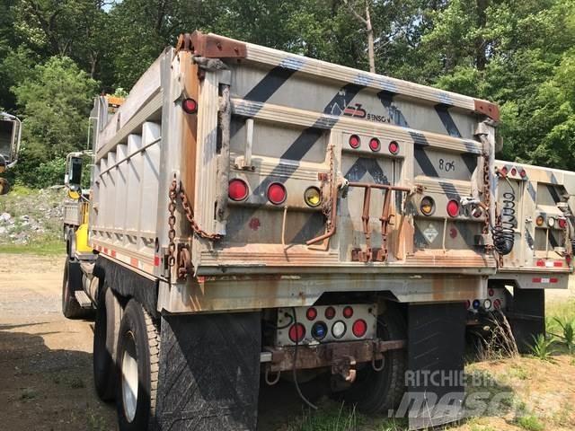Mack CV700 Εκχιονιστήρες και χιονοδιώχτες