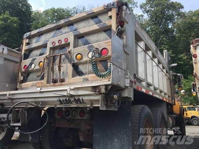Mack CV700 Εκχιονιστήρες και χιονοδιώχτες