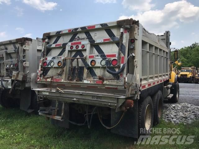 Mack CV700 Εκχιονιστήρες και χιονοδιώχτες