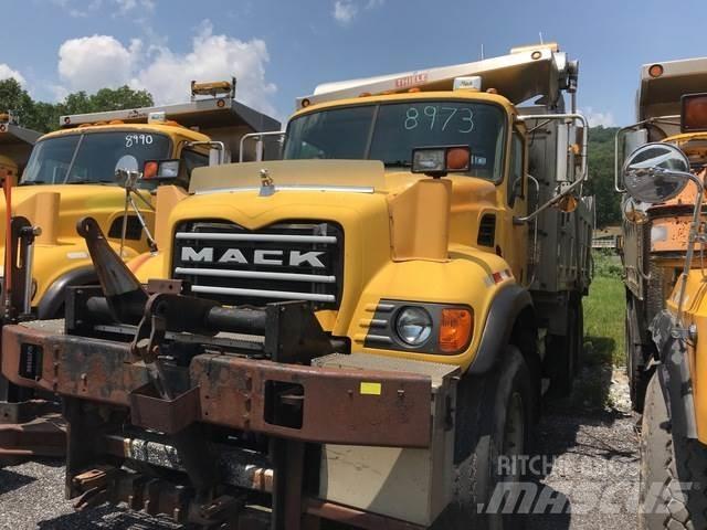 Mack CV700 Εκχιονιστήρες και χιονοδιώχτες