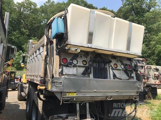 Mack CV700 Εκχιονιστήρες και χιονοδιώχτες