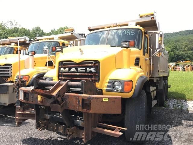 Mack CV700 Εκχιονιστήρες και χιονοδιώχτες