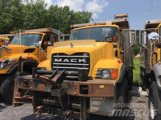 Mack CV700 Εκχιονιστήρες και χιονοδιώχτες
