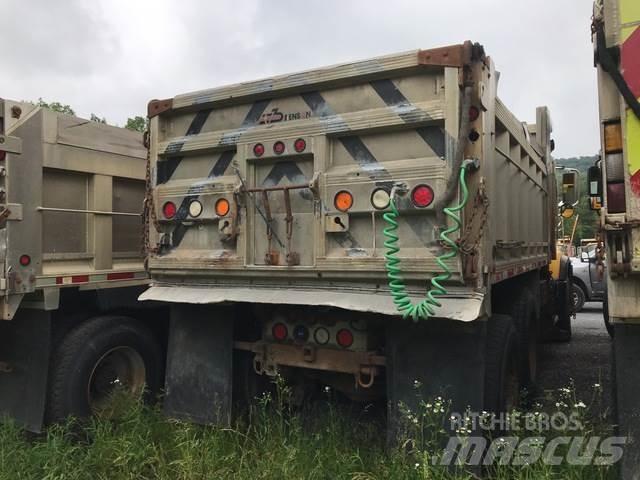 Mack CV700 Εκχιονιστήρες και χιονοδιώχτες