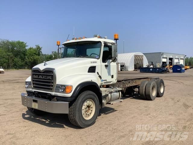 Mack CV713 Καμπίνες και εσωτερικό