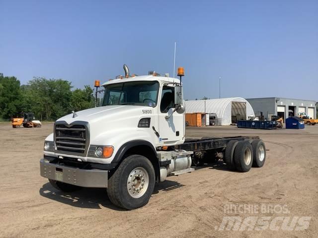 Mack CV713 Καμπίνες και εσωτερικό