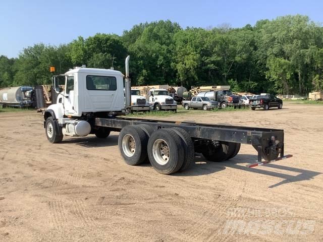 Mack CV713 Καμπίνες και εσωτερικό