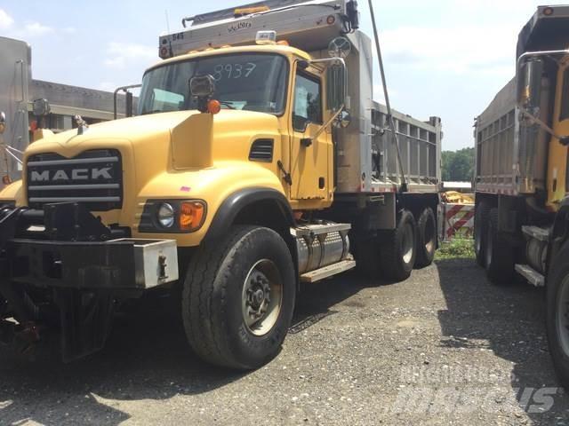 Mack CV713 Εκχιονιστήρες και χιονοδιώχτες
