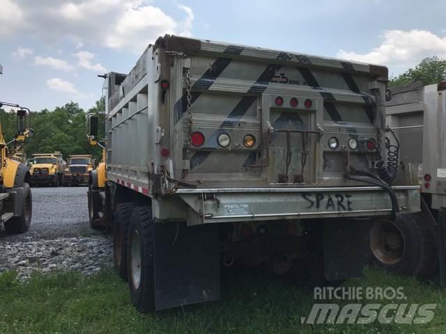 Mack CV713 Εκχιονιστήρες και χιονοδιώχτες