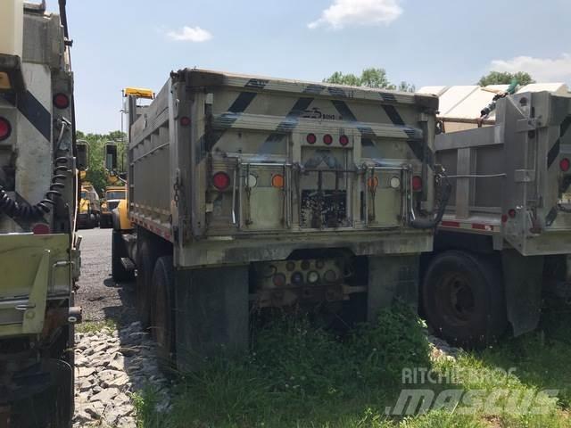 Mack CV713 Εκχιονιστήρες και χιονοδιώχτες