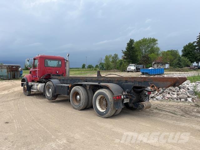 Mack CV713 Φορτηγά φόρτωσης κάδων