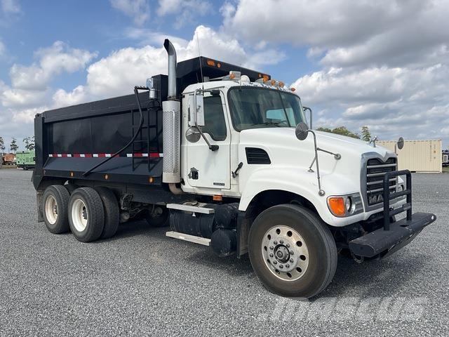 Mack CV713 Φορτηγά Ανατροπή