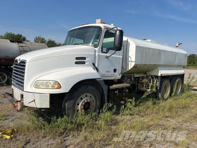Mack CXN612 Βυτία νερού