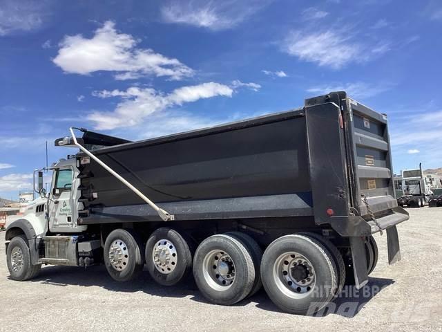 Mack GR104F Φορτηγά Ανατροπή