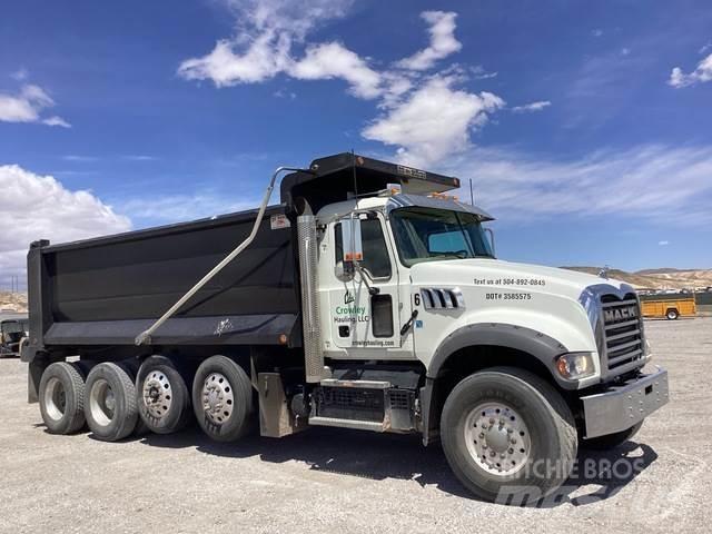 Mack GR104F Φορτηγά Ανατροπή