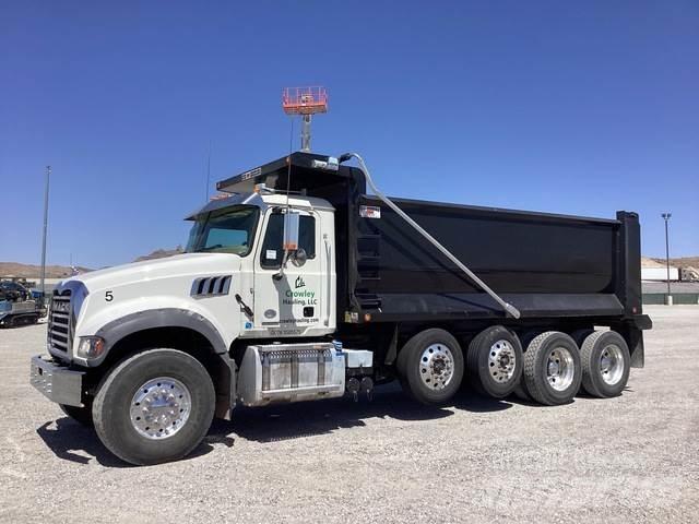 Mack GR104F Φορτηγά Ανατροπή