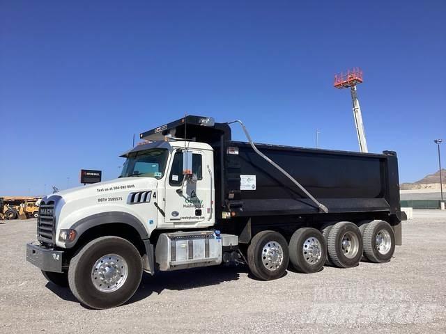 Mack GR104F Φορτηγά Ανατροπή