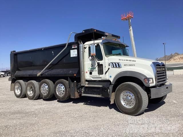 Mack GR104F Φορτηγά Ανατροπή