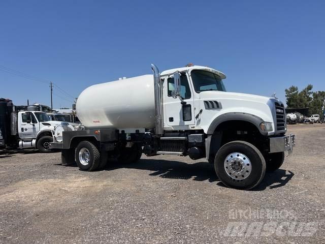 Mack GU432 Βυτιοφόρα φορτηγά