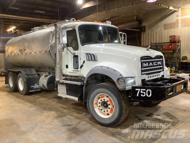 Mack GU713 Βυτία νερού