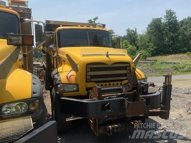 Mack GU713 Εκχιονιστήρες και χιονοδιώχτες