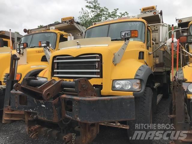 Mack GU713 Φορτηγά Ανατροπή