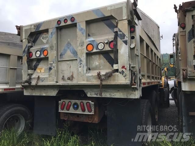 Mack GU713 Φορτηγά Ανατροπή